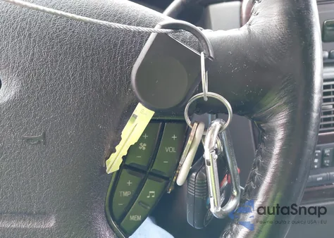 2004 Ford Explorer Limited из США, поврежденный, VIN 1FMDU65W04UA06185